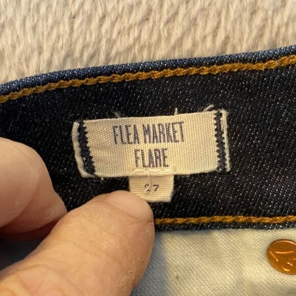 Madewell Womans Jeans Size 27 Flea Market Flare Dark Wash Raw Hem - Picture 4 of 16